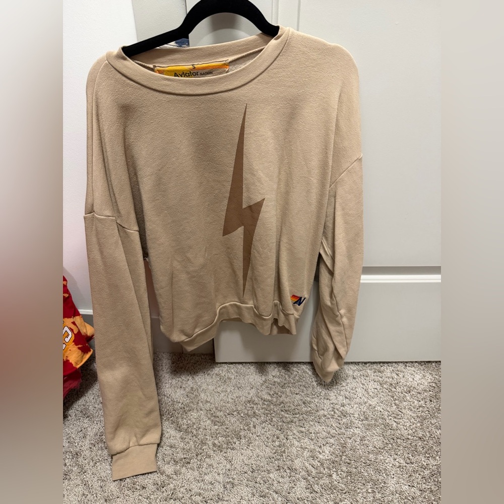 Aviator Nation Small Beige Thunder Bolt Sweatshirt. 🥥💕